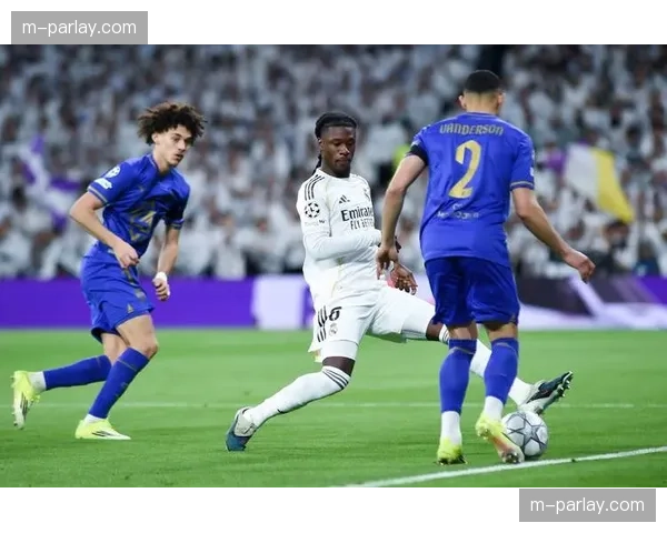 摩纳哥体育总监专访：我们如何通过球探系统寻找具备高效转换能力的球员。