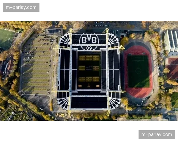 通讯：托特纳姆热刺球场启动屋顶光伏二期扩容，目标2027年实现比赛日能源自给